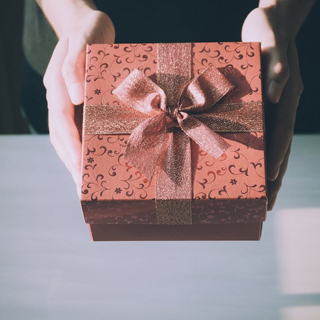 free-gifts